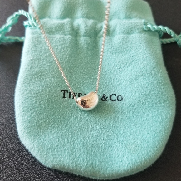 Tiffany & Co. Elsa Peretti Bean Necklace - Picture 10 of 11